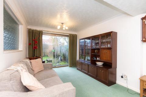 34 Oakley Park, Bexley, DA5 3EQ