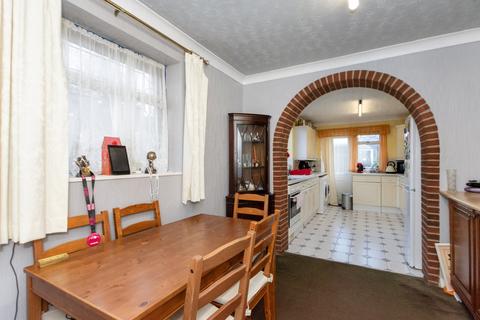 34 Oakley Park, Bexley, DA5 3EQ