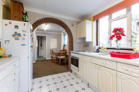 34 Oakley Park, Bexley, DA5 3EQ