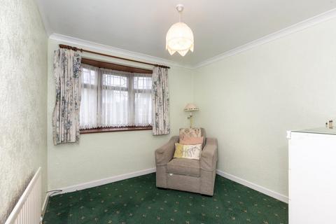 34 Oakley Park, Bexley, DA5 3EQ