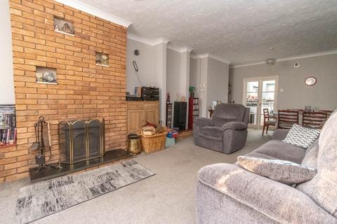 4 bedroom terraced house for sale, Lichfield Street, Fakenham, NR21