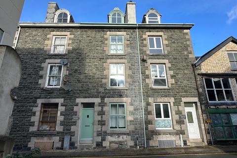 5 bedroom terraced house for sale, Doleiddon, Glyndwr Street, Dolgellau. LL40 1BD