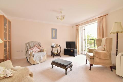 2 bedroom retirement property for sale, Bridge Street, Walton-on-Thames, KT12