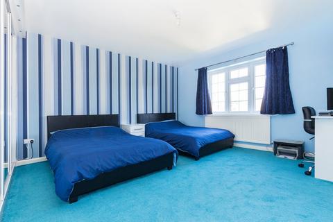 75 Thorney Mill Road, Iver, SL0 9AH