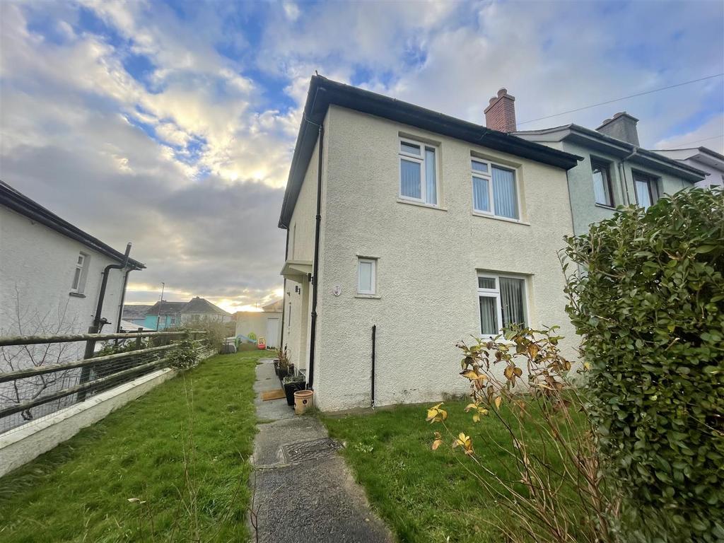 Maesheli, Penparcau, Aberystwyth 3 bed end of terrace house for sale