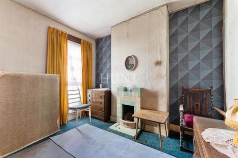 7 Aldworth Road, London, E15 4DN