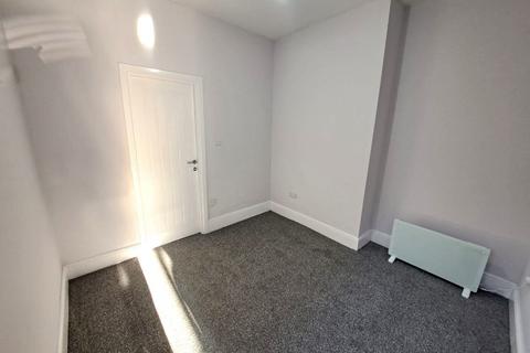 1 bedroom flat to rent - Dickenson Road, Rusholme, Manchester, M14