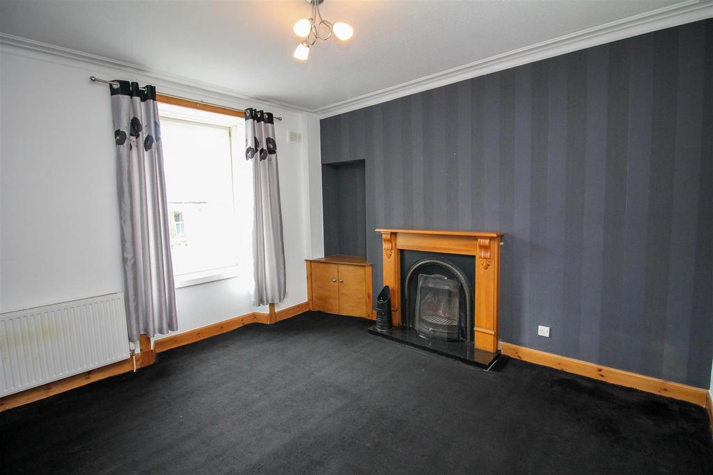 Hawick 3 bed flat to rent £550 pcm (£127 pw)