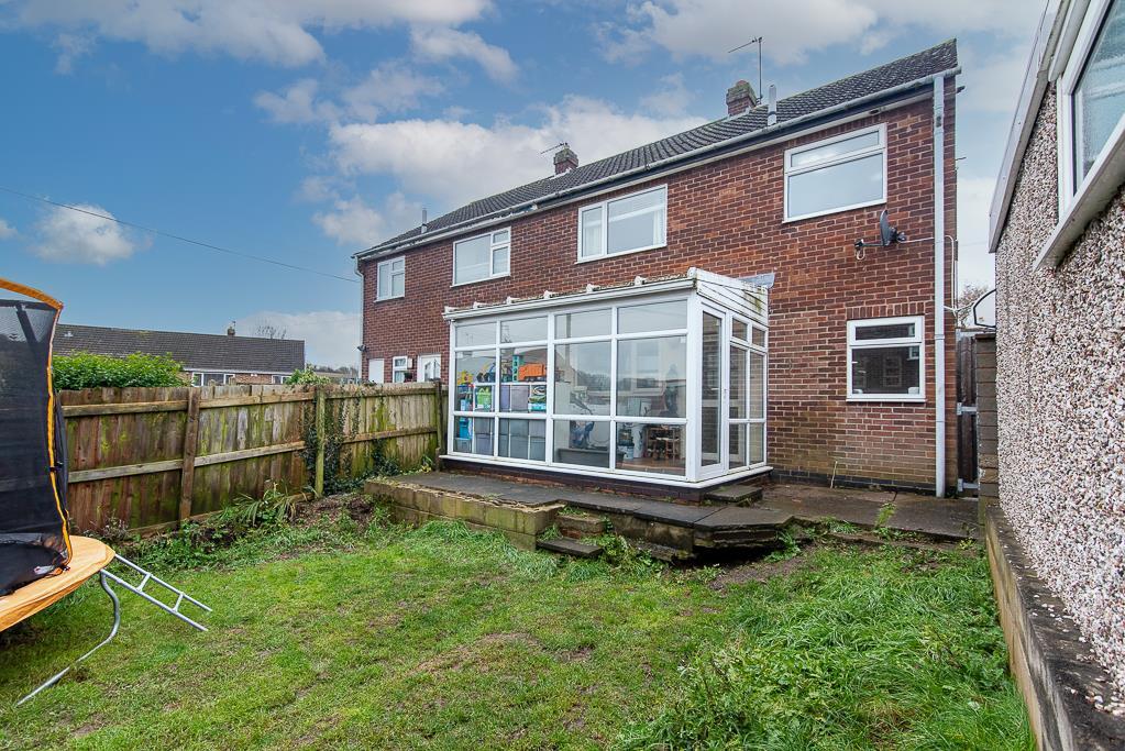 Cromwell Crescent, Lambley, Nottingham 3 bed semidetached house for sale £260,000
