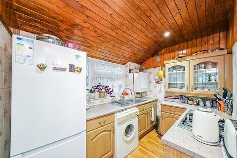 23 Windsor Road, London, E10 5LP