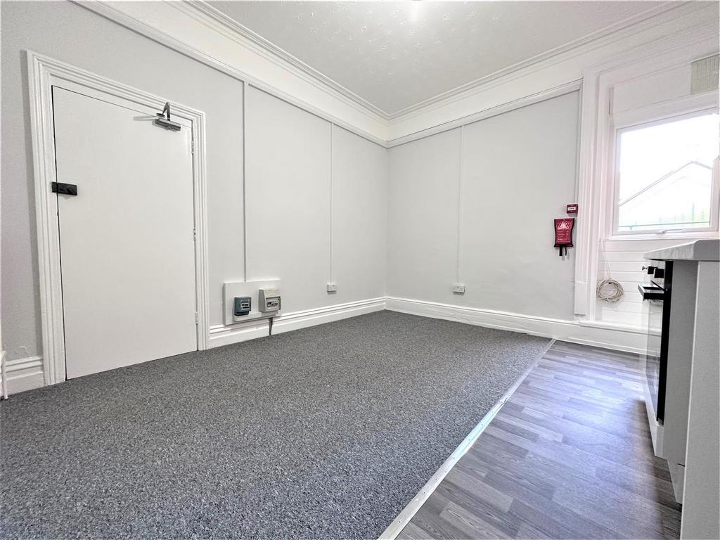 Churchill Road, Bournemouth, Studio to rent £625 pcm (£144 pw)