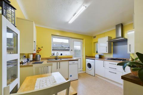 2 bedroom apartment for sale - 49-51 North Leas Avenue, Scarborough YO12