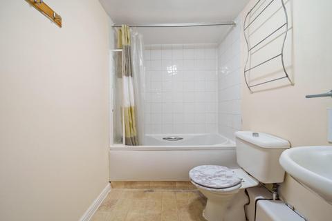 Flat 6, 6 Chantry Close, London, SE2 9PZ