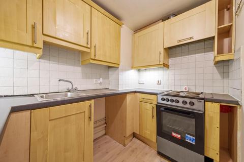Flat 6, 6 Chantry Close, London, SE2 9PZ