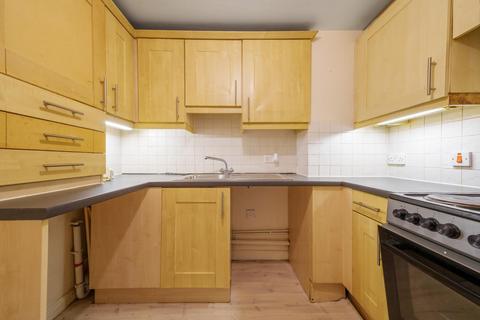 Flat 6, 6 Chantry Close, London, SE2 9PZ