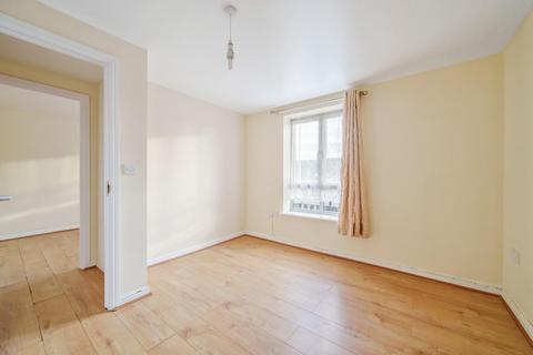 Flat 6, 6 Chantry Close, London, SE2 9PZ