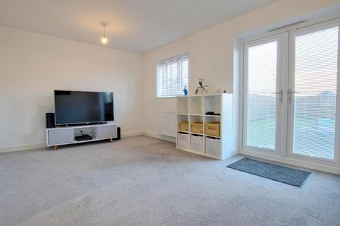 3 bedroom end of terrace house for sale - Woodpecker Drive, Off Minster Way