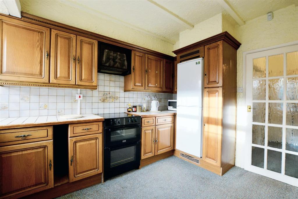 Kitchen 3.jpeg