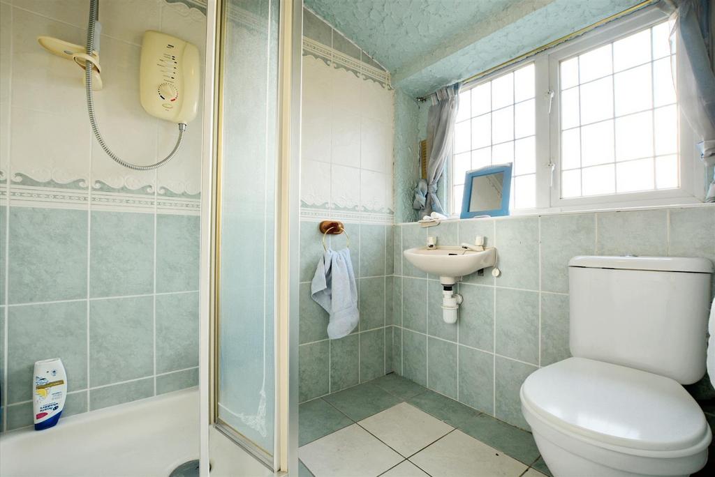 Shower Room.jpeg