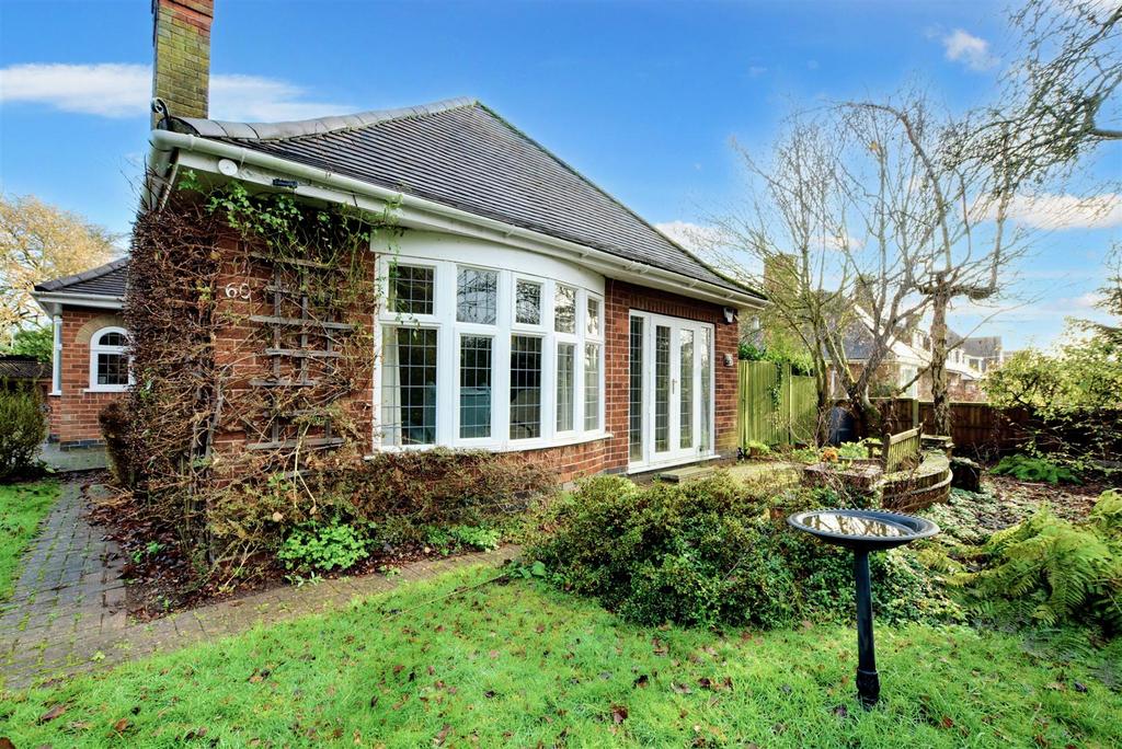 Front Garden 2.jpeg