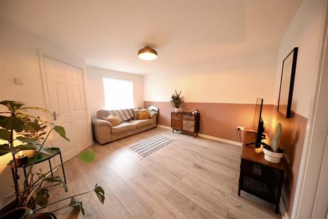 3 bedroom end of terrace house for sale, Bounty Drive, Kingswood, Hull