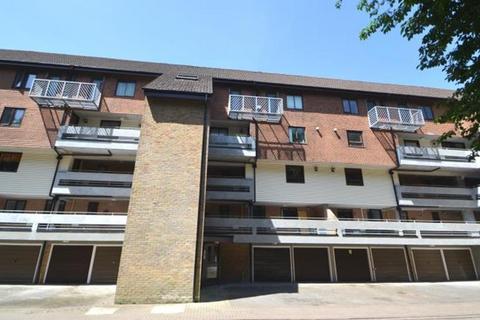 1 bedroom flat to rent, Kingsway Gardens, Andover