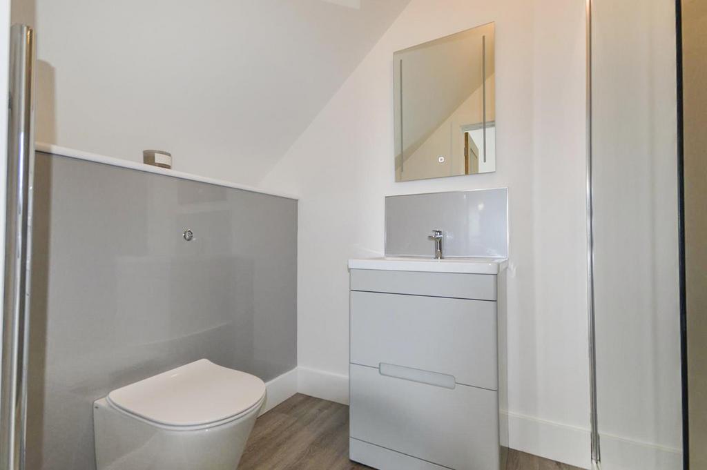 BMS0226-S-master suite shower room Milk Barn.jpg