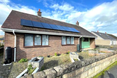 2 bedroom detached bungalow for sale - Glyn Y Marl Road, Llandudno Junction