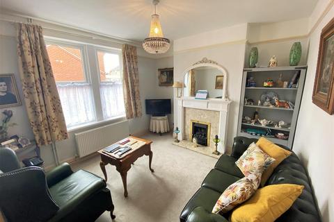 2 bedroom semi-detached house for sale, The Croft, Off Sherwood Avenue, Newark
