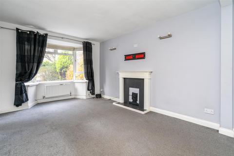 2 bedroom semi-detached house to rent - Madams Hill Road, Shirley