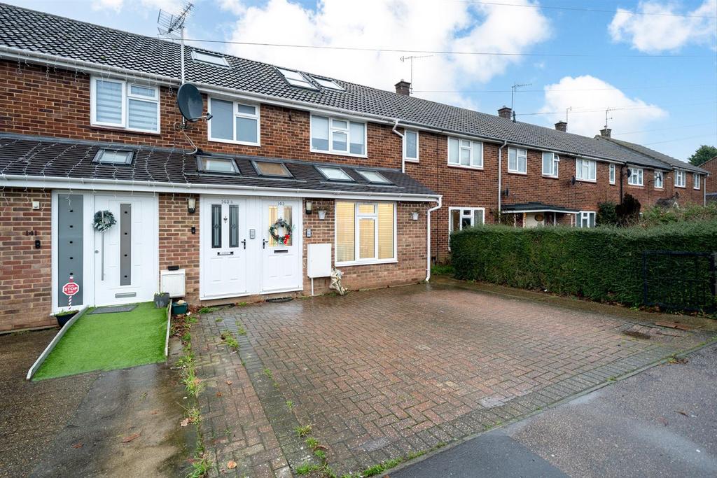 Fletcher Way, Hemel Hempstead 3 bed for sale £350,000