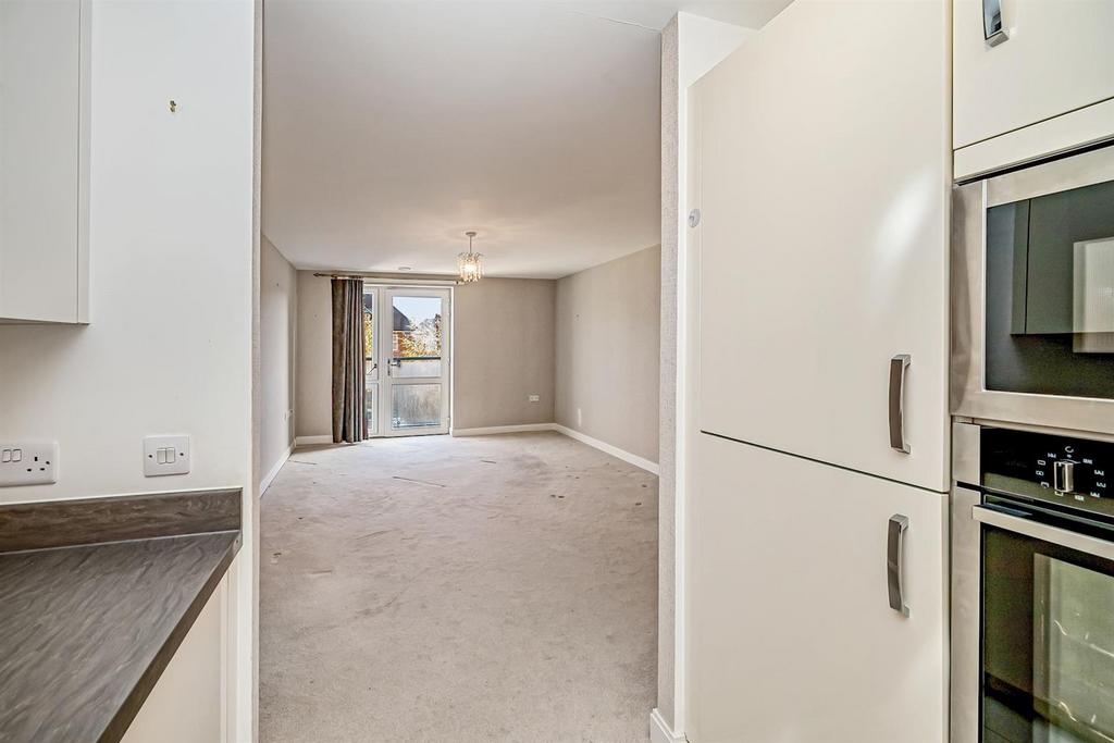 08-30324 Elgar Place, 015 (1)-medium.jpg