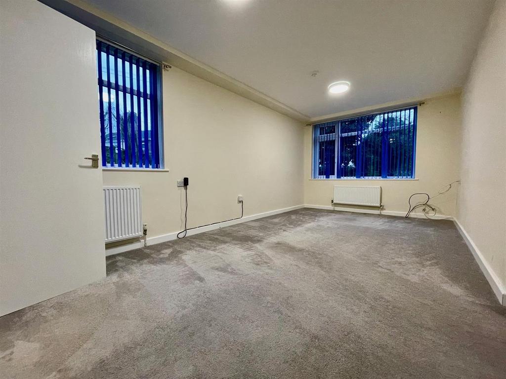 11 Devonshire Court Lounge shot 2.jpg