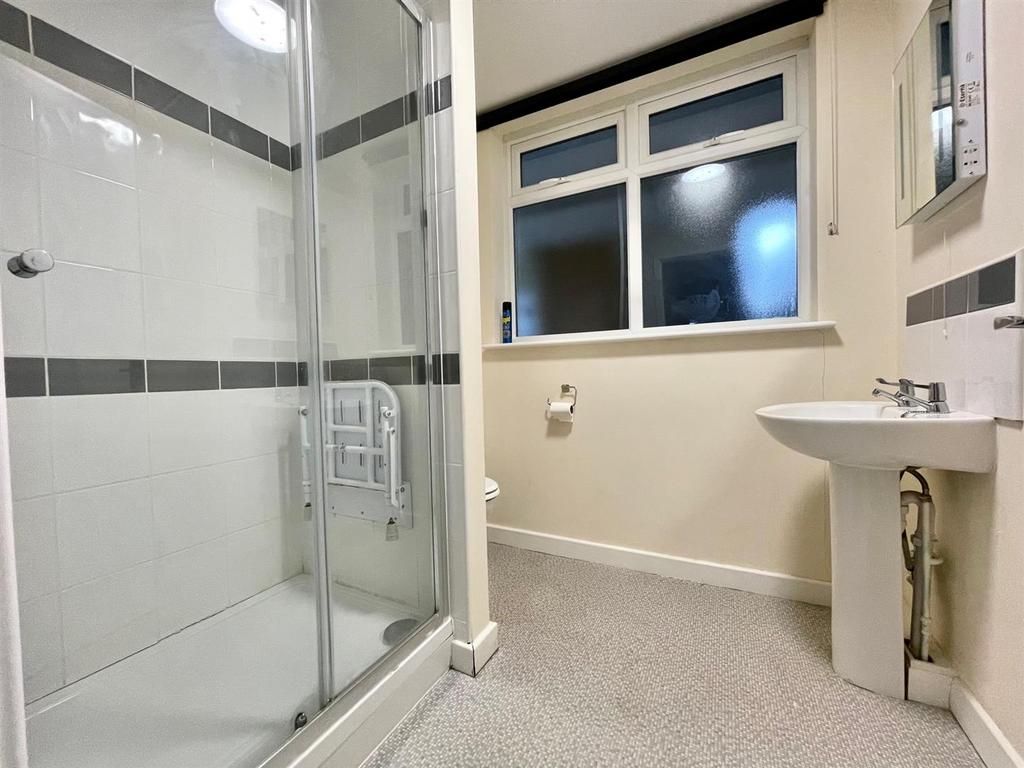 Shower Room/WC
