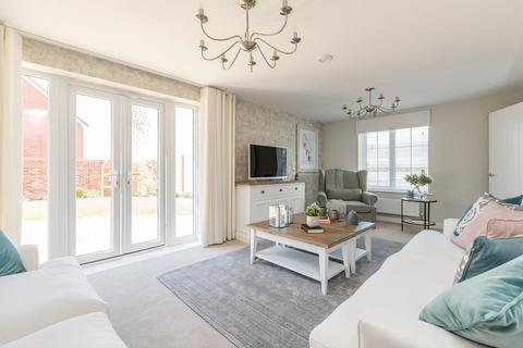 4 bedroom detached house for sale - The Trusdale - Plot 81 at Oakapple Place, Oakapple Place, Bridle Way ME16