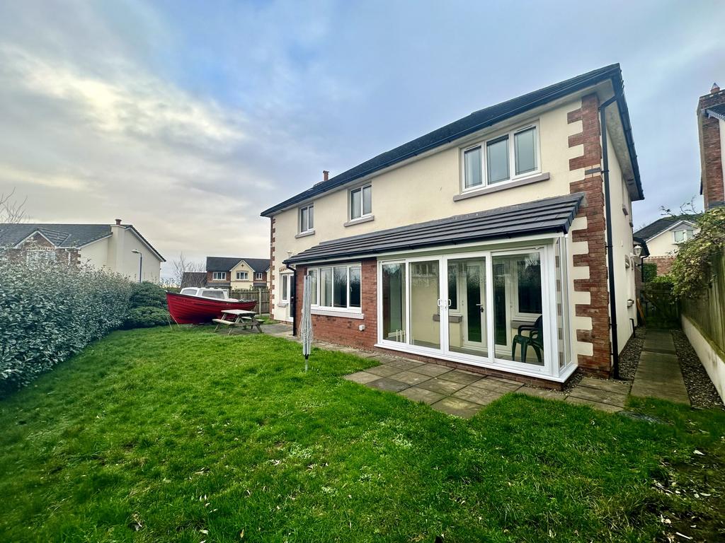 Royal Park, Ramsey, Isle of Man, IM8 5 bed detached house for sale £