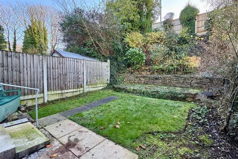 8 Park Close, Nottingham, NG3 5FB