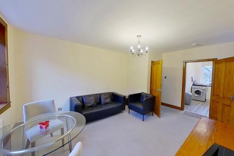 2 bedroom flat to rent - Richmond Place, Edinburgh, Midlothian, EH8