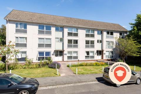 2 bedroom apartment to rent, Cairns Road, Westbury Park