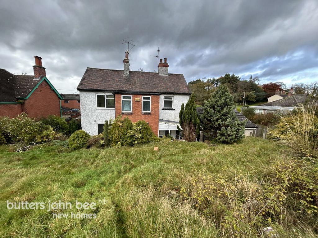 Windmill Hill, StokeonTrent 3 bed detached house for sale £375,000