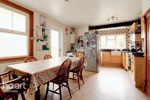 4 bedroom terraced house for sale, Minster Road, Westgate-on-Sea