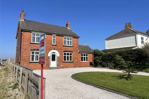 4 bedroom detached house for sale, Barton Street, Keelby, Grimsby, N E Lincolnshire, DN41