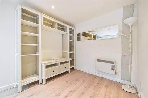 1 bedroom apartment for sale, Little Minster Street, Winchester, Hampshire, SO23