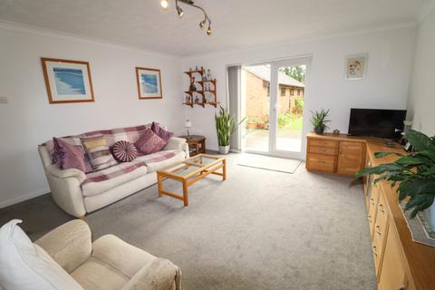 2 bedroom flat for sale, St Marys Road, Hayling Island