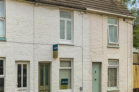 2 bedroom terraced house for sale, Bank Street, Faversham, Kent