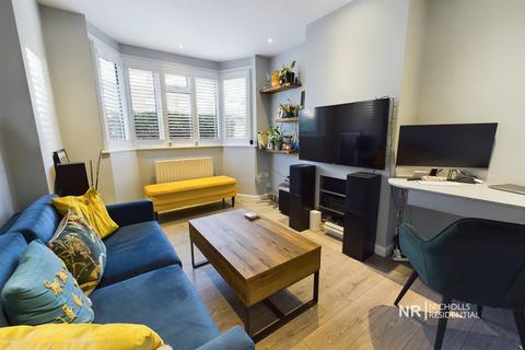 122 Hook Road, Surbiton, KT6 5BZ