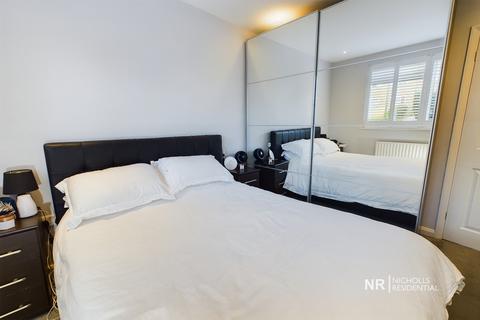 122 Hook Road, Surbiton, KT6 5BZ