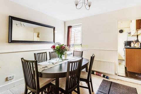 57 Eland Road, Croydon, CR0 4LJ