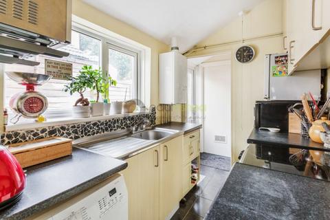57 Eland Road, Croydon, CR0 4LJ