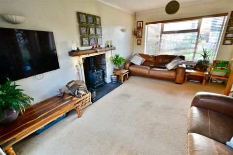 3 bedroom detached house for sale, Broadway Close, Fladbury, Pershore, WR10 2QQ